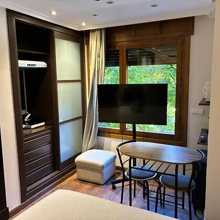 Estrellas De * סוריה